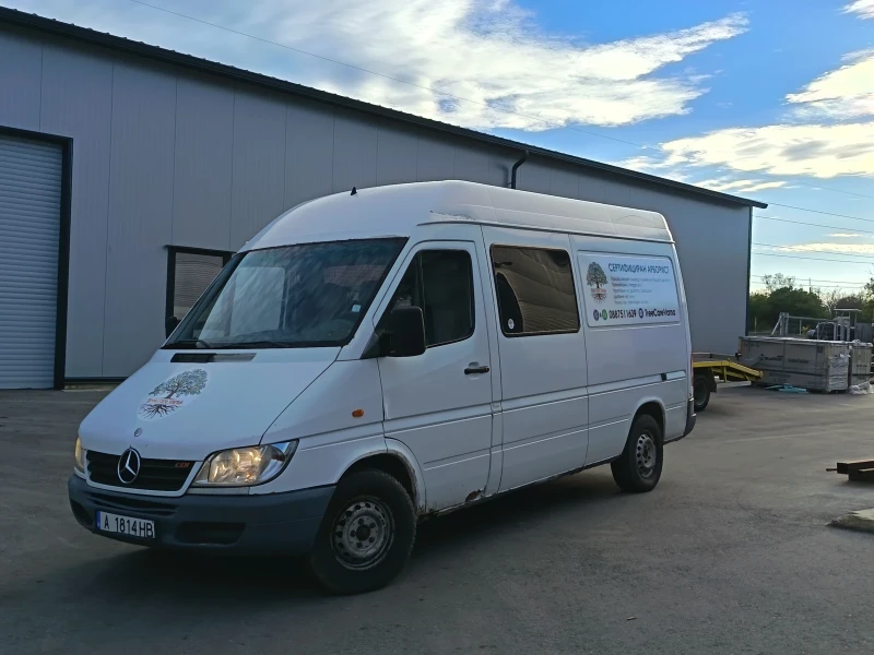 Mercedes-Benz Sprinter 211