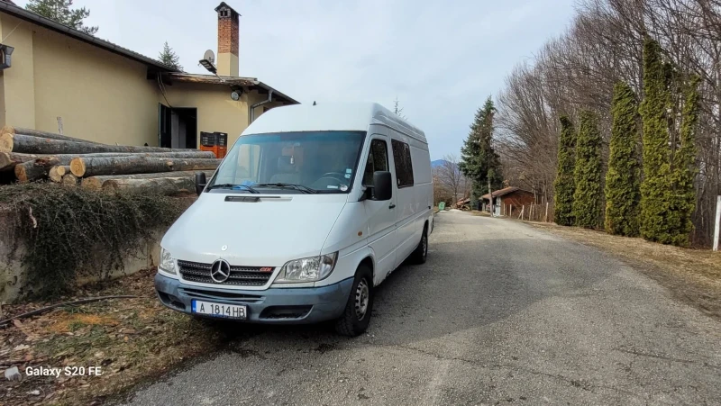 Mercedes-Benz Sprinter 211, снимка 4 - Бусове и автобуси - 52640215