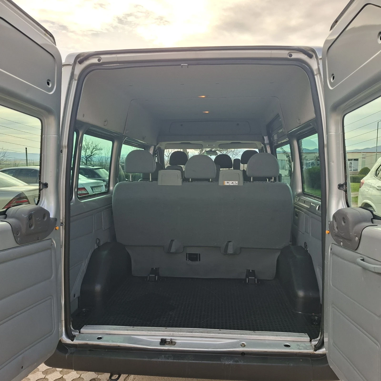 Ford Transit 2.2  KLIMATIK 2 ZONOV TEMPOMAT LANG 6SKOROSTI - изображение 5