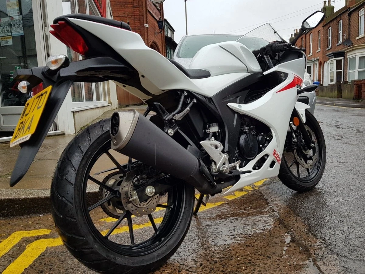Suzuki Gsxr 125 - изображение 3