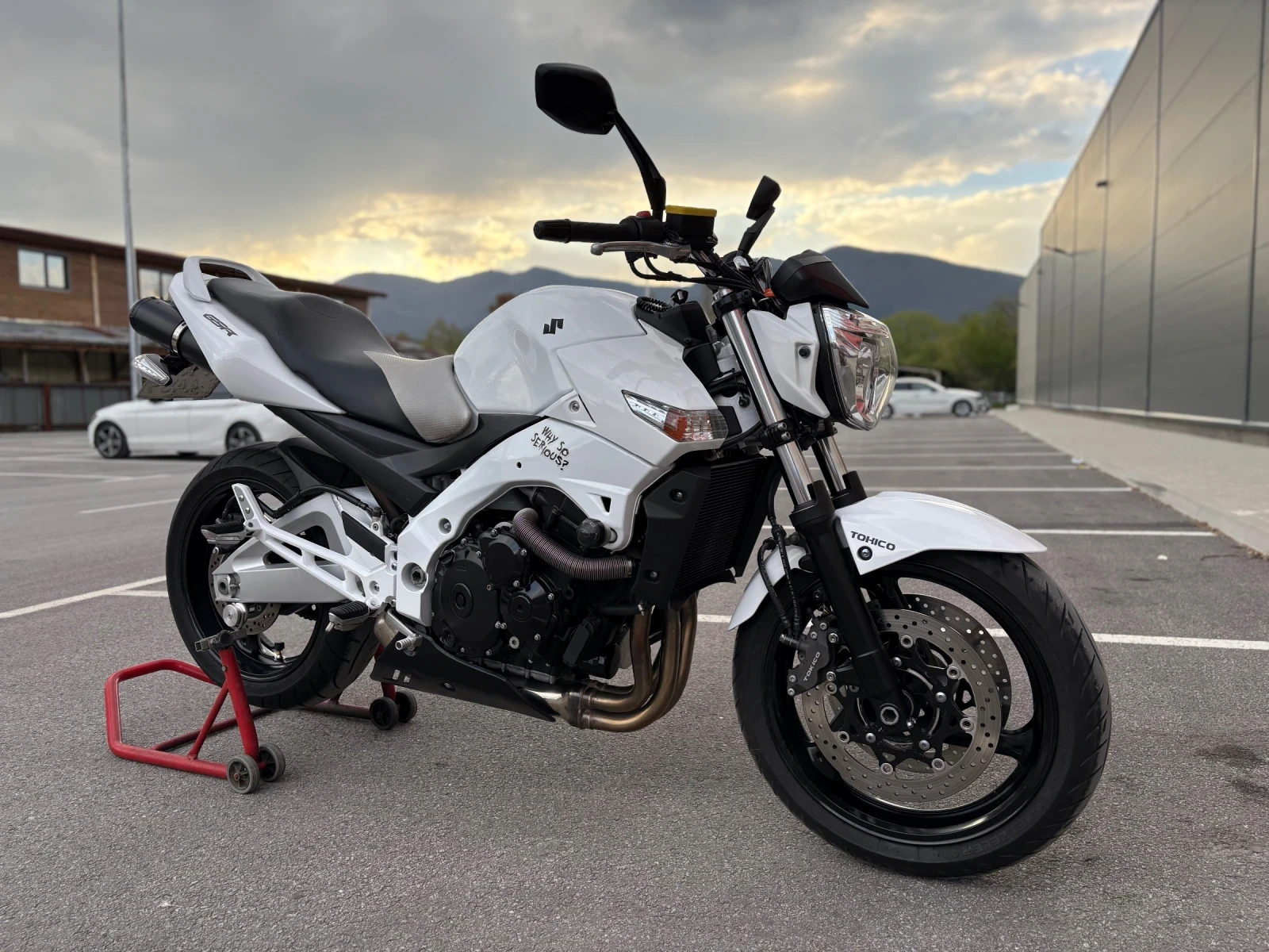 Suzuki Gsr 600, снимка 2 - Мотоциклети и мототехника - 54682707
