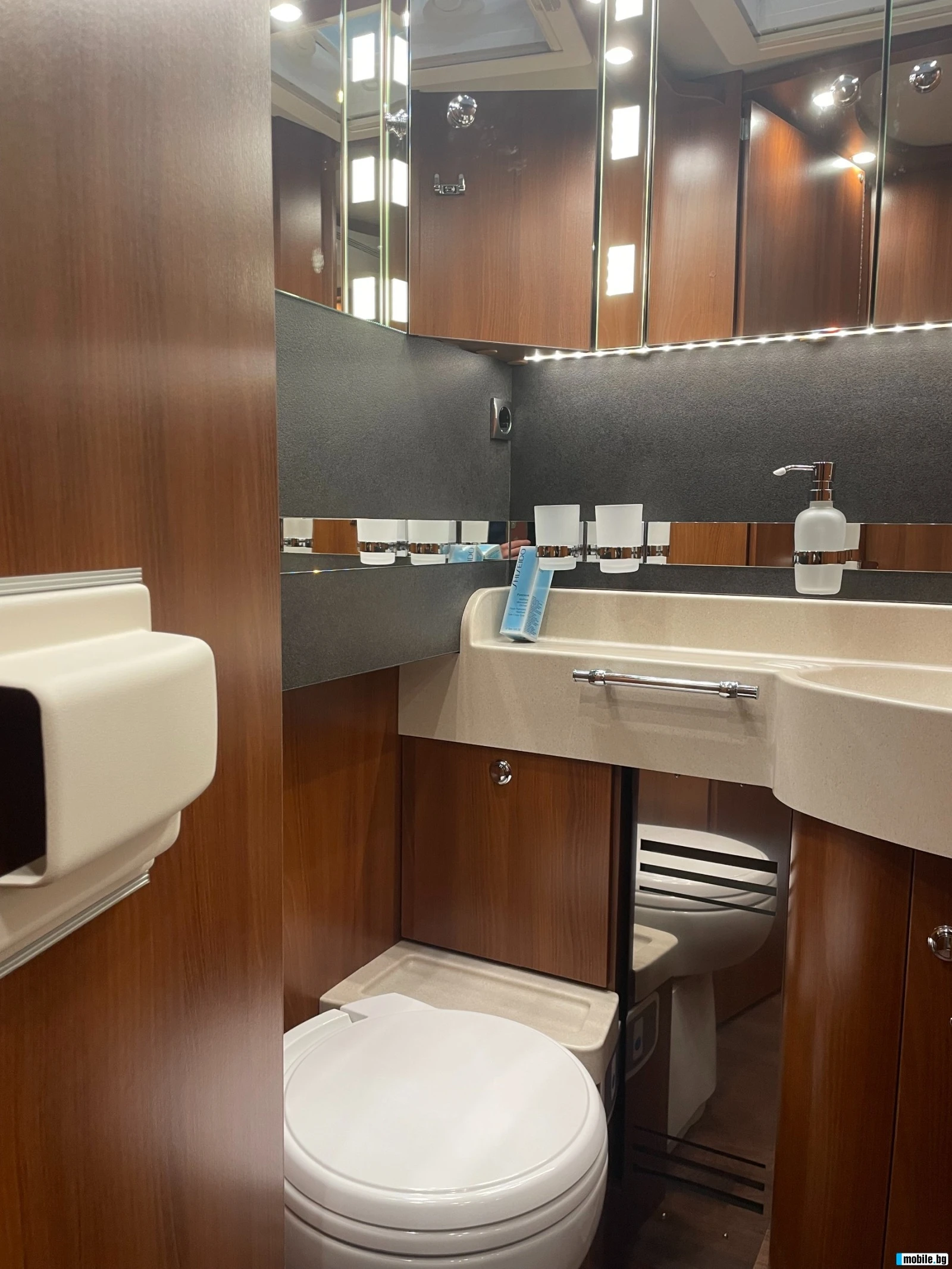  Carthago Mercedes-Benz 5.0 QB L Chic C-line Superior | Mobile.bg   15