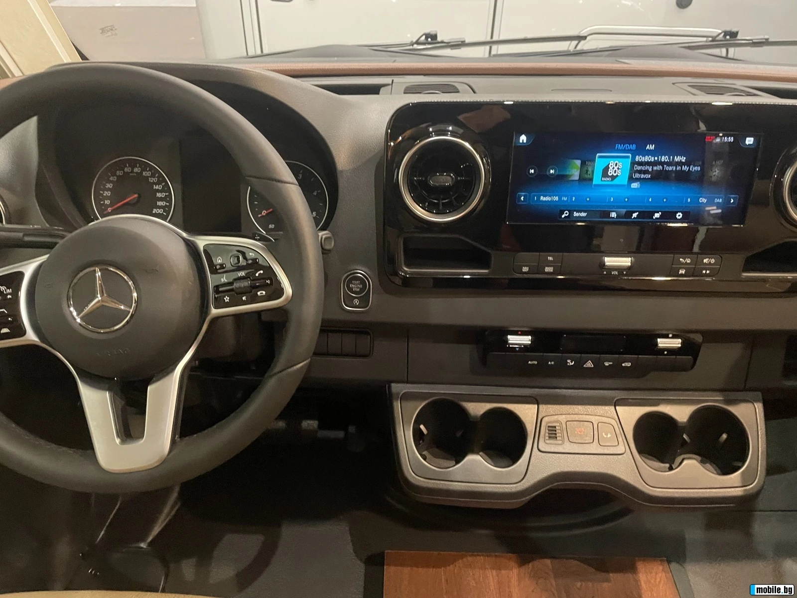 Кемпер Carthago Mercedes-Benz 5.0 QB L Chic C-line Superior - изображение 7