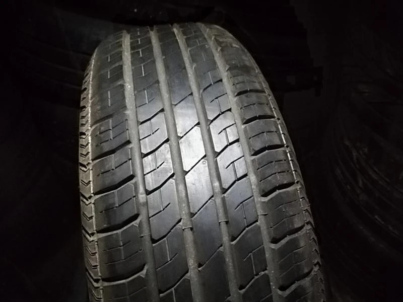 Гуми Летни 205/65R15, снимка 2 - Гуми и джанти - 20858148