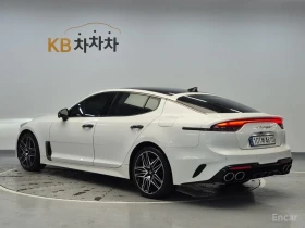 Kia Stinger 3.3* TURBO* GT* ПОДГРЕВ* ОБДУХВАНЕ* ХЕДЪП* LANE* A, снимка 4