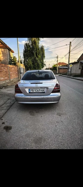 Mercedes-Benz 320, снимка 3