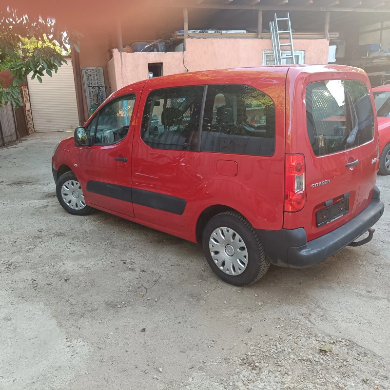 Citroen Berlingo 1.6HDI, снимка 5 - Автомобили и джипове - 46950401