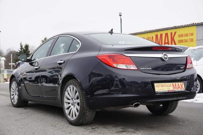 Opel Insignia 2.0/Навигация/Кожа/Седан, снимка 5 - Автомобили и джипове - 48471182