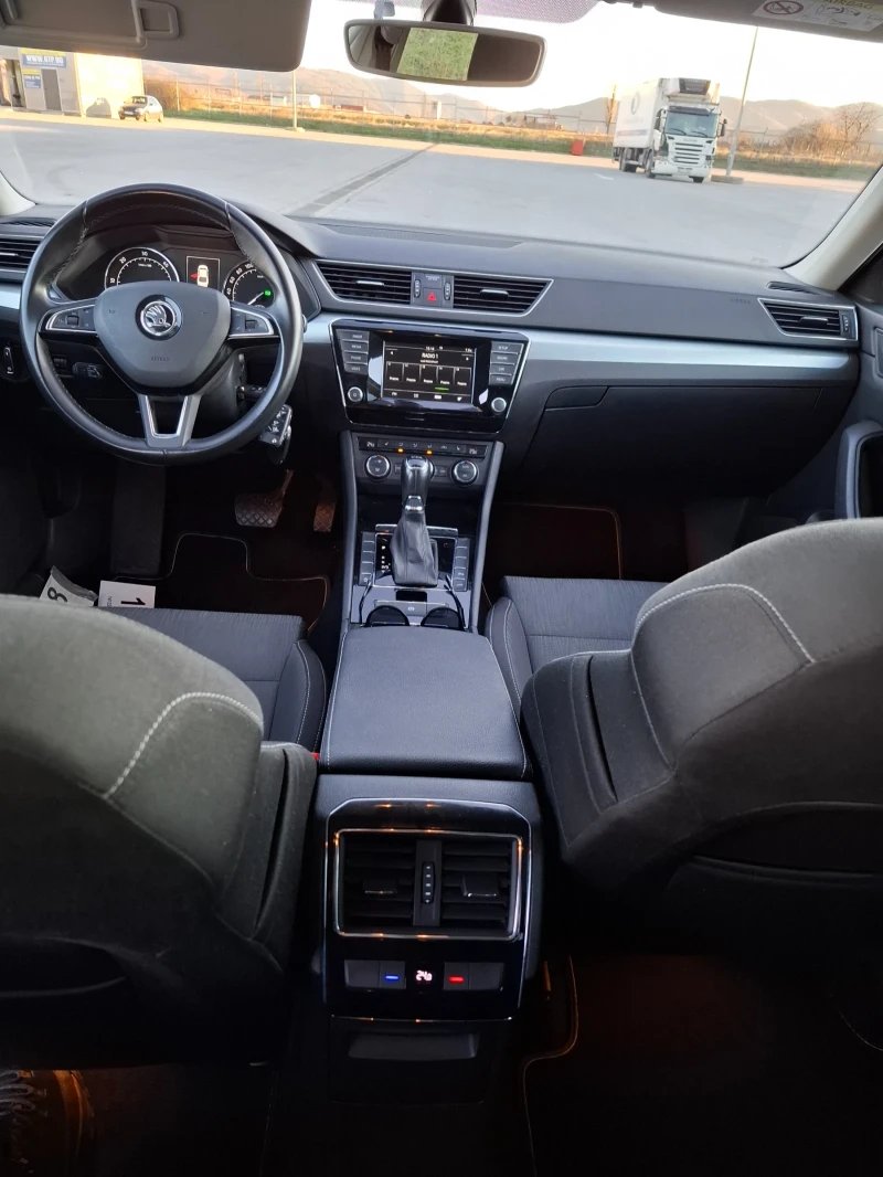 Skoda Superb, снимка 9 - Автомобили и джипове - 48556472