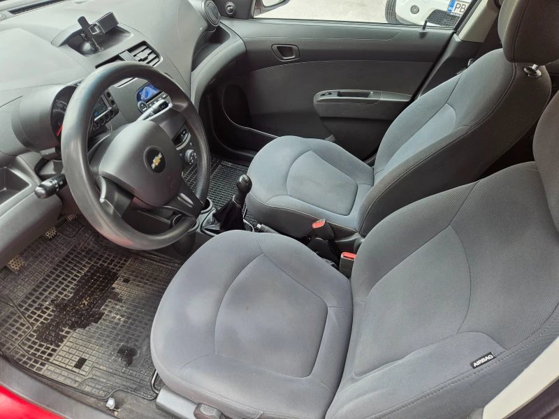 Chevrolet Spark 1.0 68кс., снимка 15 - Автомобили и джипове - 52017705