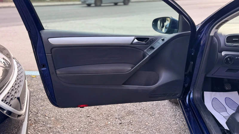 VW Golf, снимка 9 - Автомобили и джипове - 52080202