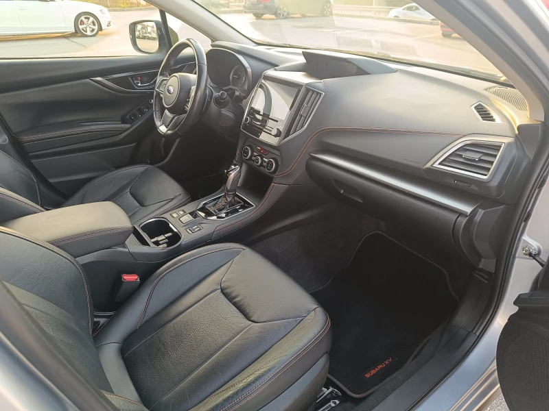Subaru XV LUXURI EDITION 67000 km !!!, снимка 10 - Автомобили и джипове - 52726959