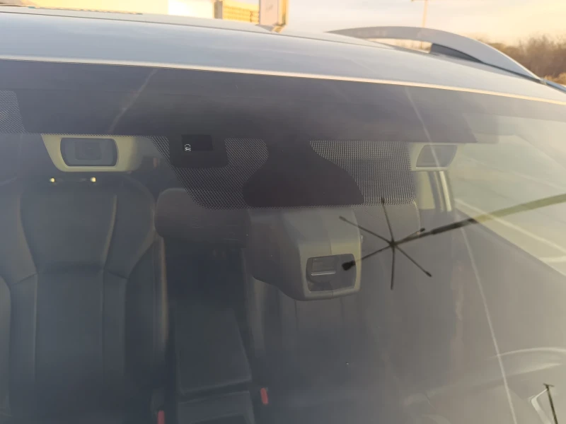 Subaru XV LUXURI EDITION 67000 km !!!, снимка 13 - Автомобили и джипове - 52726959