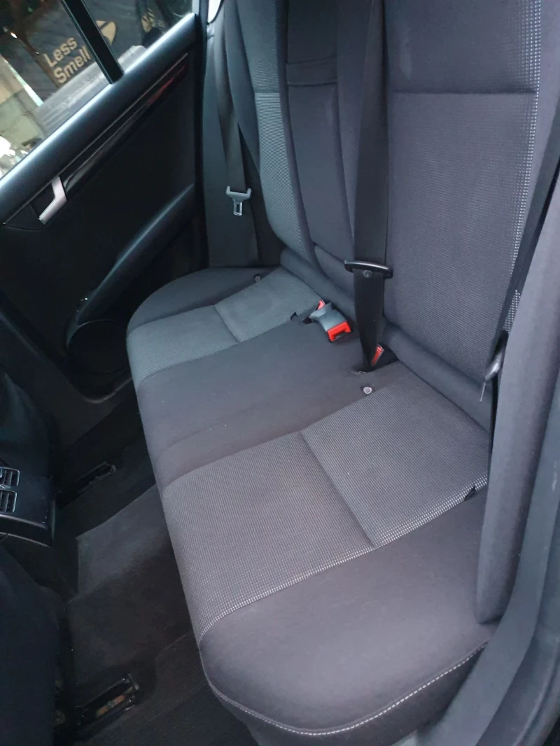 Mercedes-Benz C 180 FACE AUT NAVI PODGREV, снимка 11 - Автомобили и джипове - 53597723