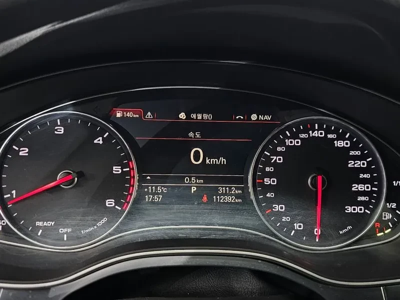 Audi A7 3.0 TDI Quattro, снимка 8 - Автомобили и джипове - 54148838