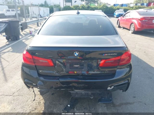 BMW 550 * M550i* XDRIVE* ПОДГРЕВ* ОБДУХВАНЕ* ПАНОРАМА* , снимка 15 - Автомобили и джипове - 54957050