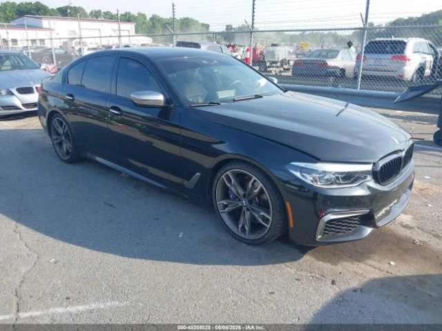 BMW 550 * M550i* XDRIVE* ПОДГРЕВ* ОБДУХВАНЕ* ПАНОРАМА* 