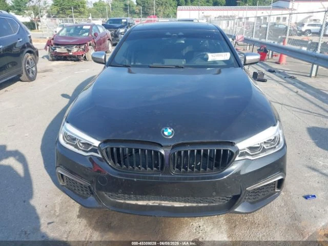 BMW 550 * M550i* XDRIVE* ПОДГРЕВ* ОБДУХВАНЕ* ПАНОРАМА* , снимка 11 - Автомобили и джипове - 54957050