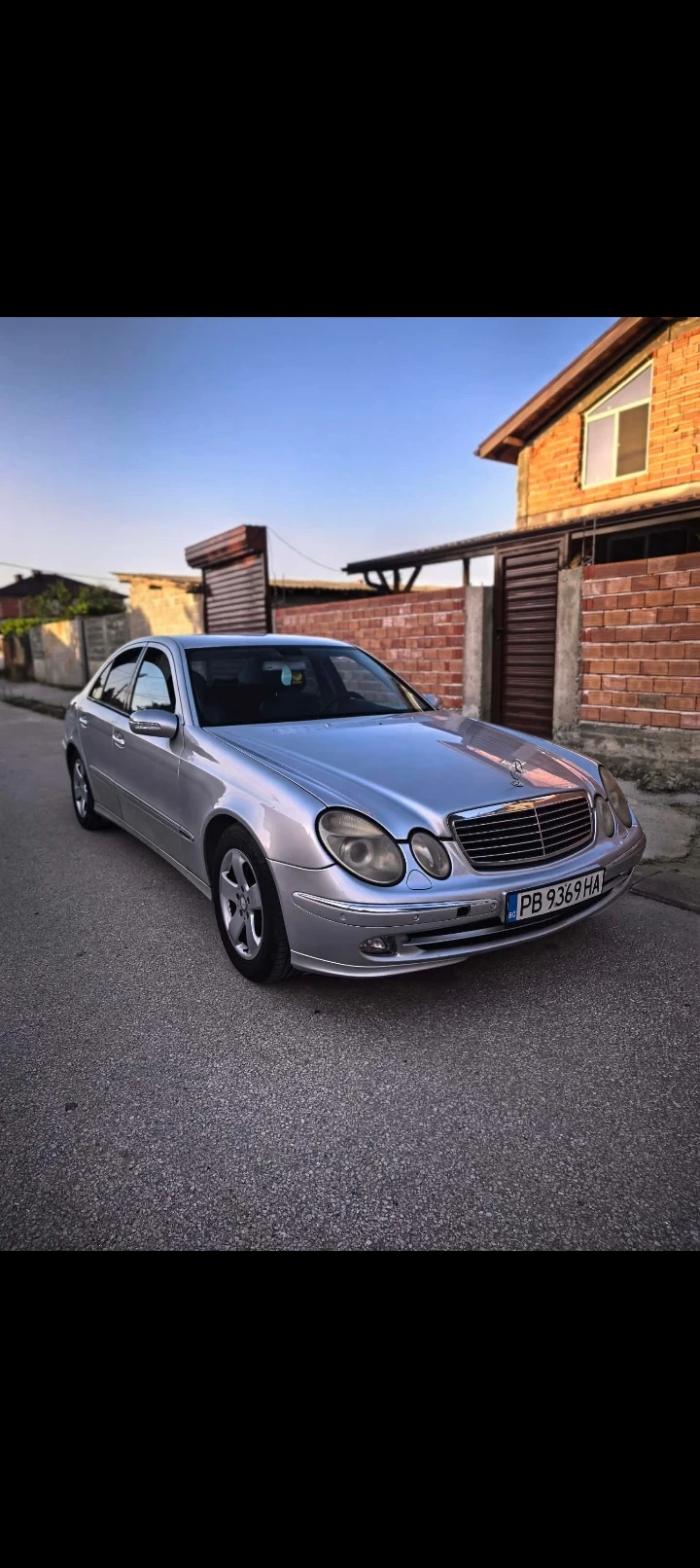 Mercedes-Benz 320