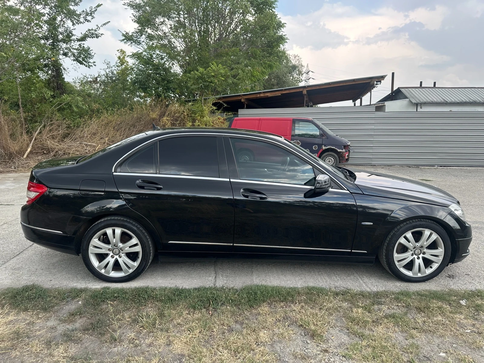 Mercedes-Benz C 200  - изображение 4