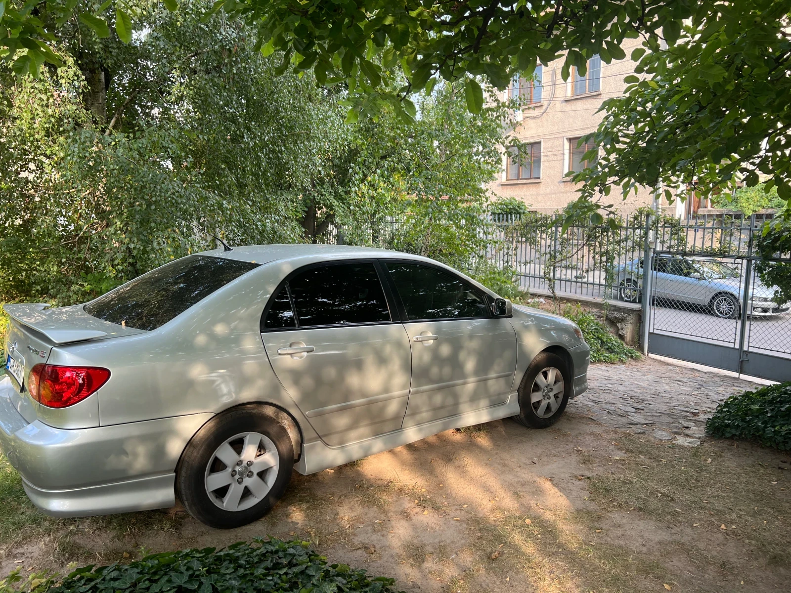 Toyota Corolla S - изображение 3