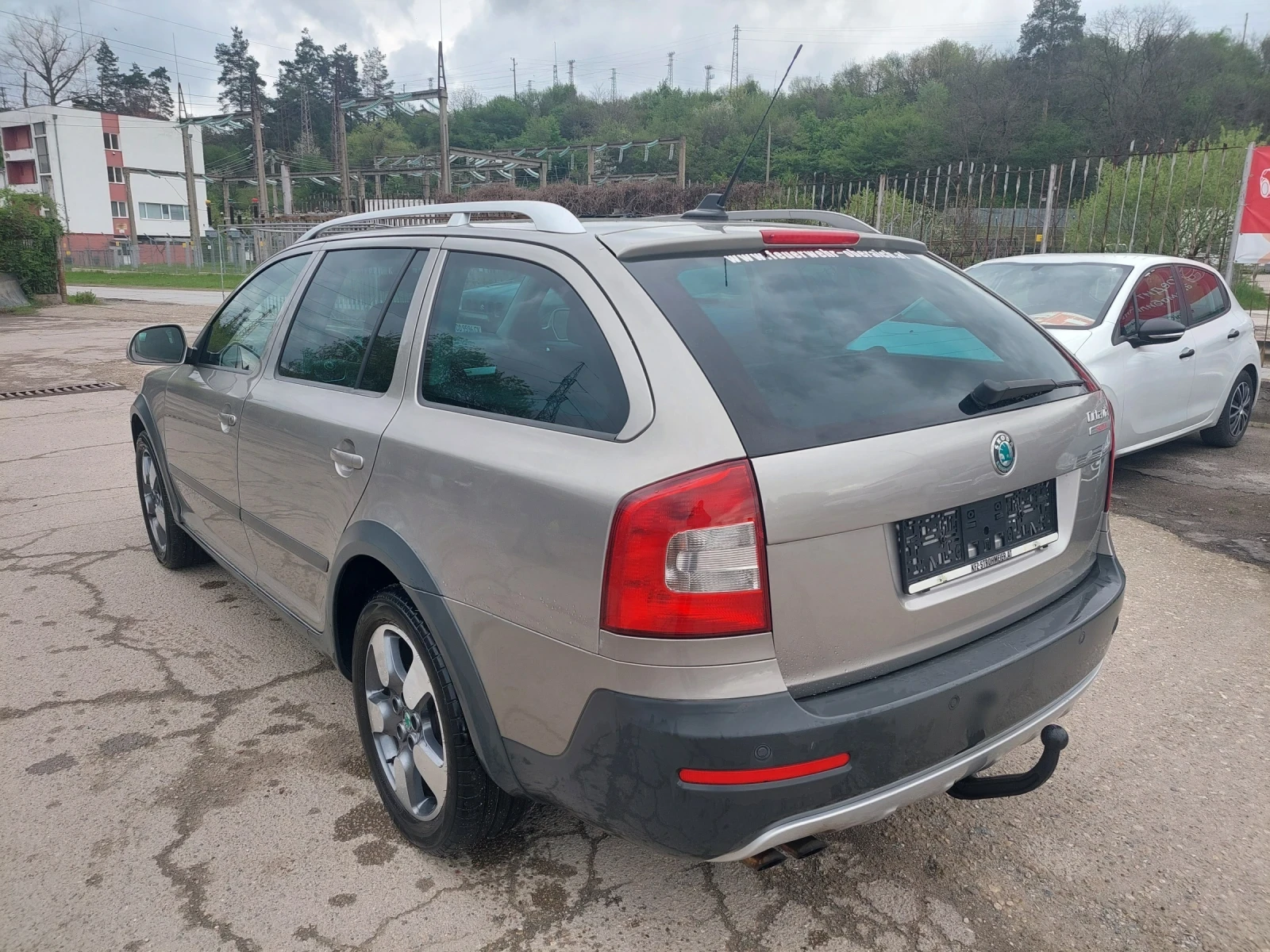 Skoda Octavia 2.0 TDI SCOUT 4x4 - изображение 4