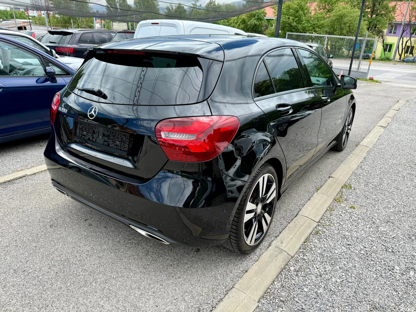 Mercedes-Benz A 200 🇨🇭 - изображение 6