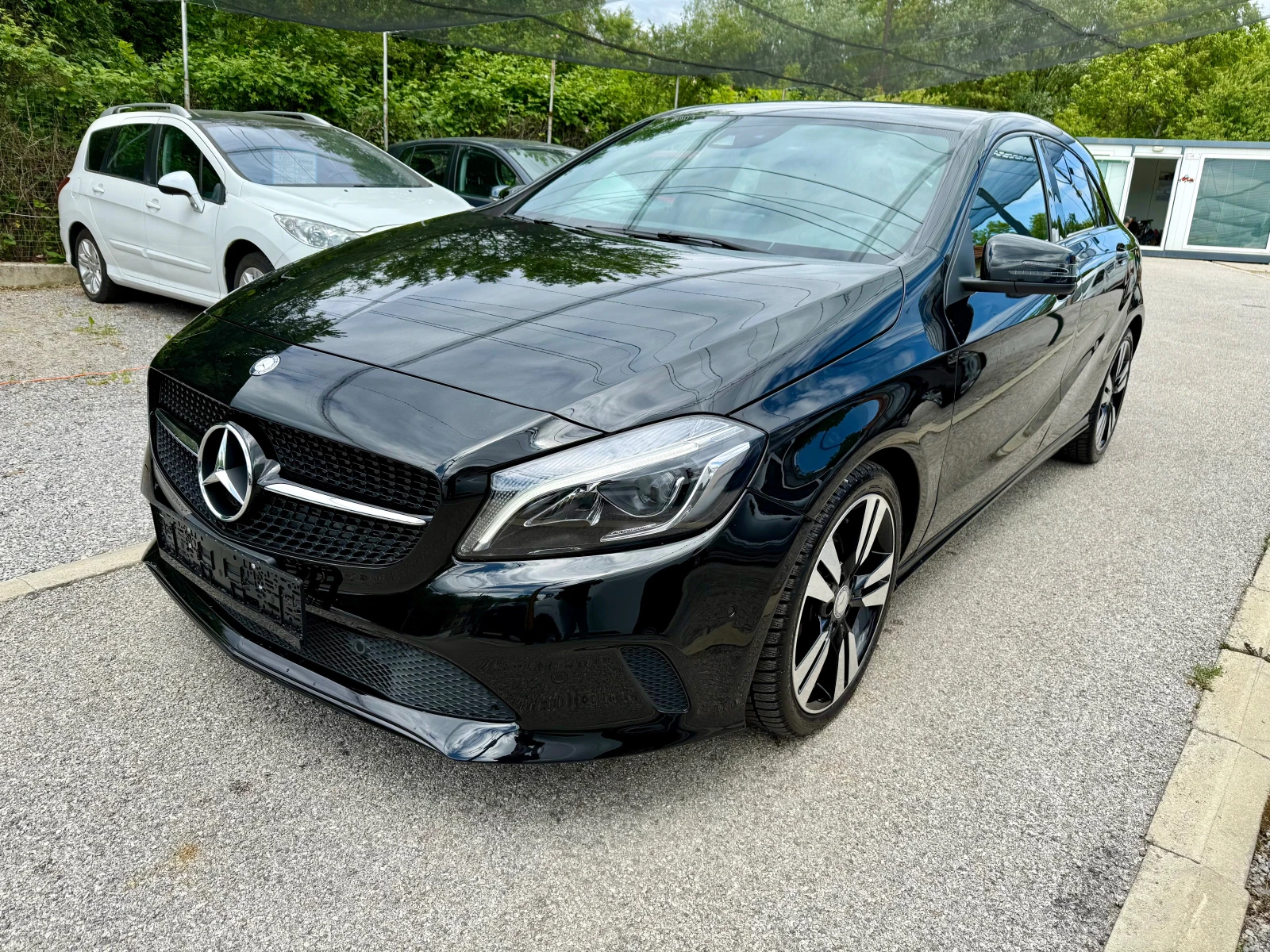 Mercedes-Benz A 200 🇨🇭 - изображение 3