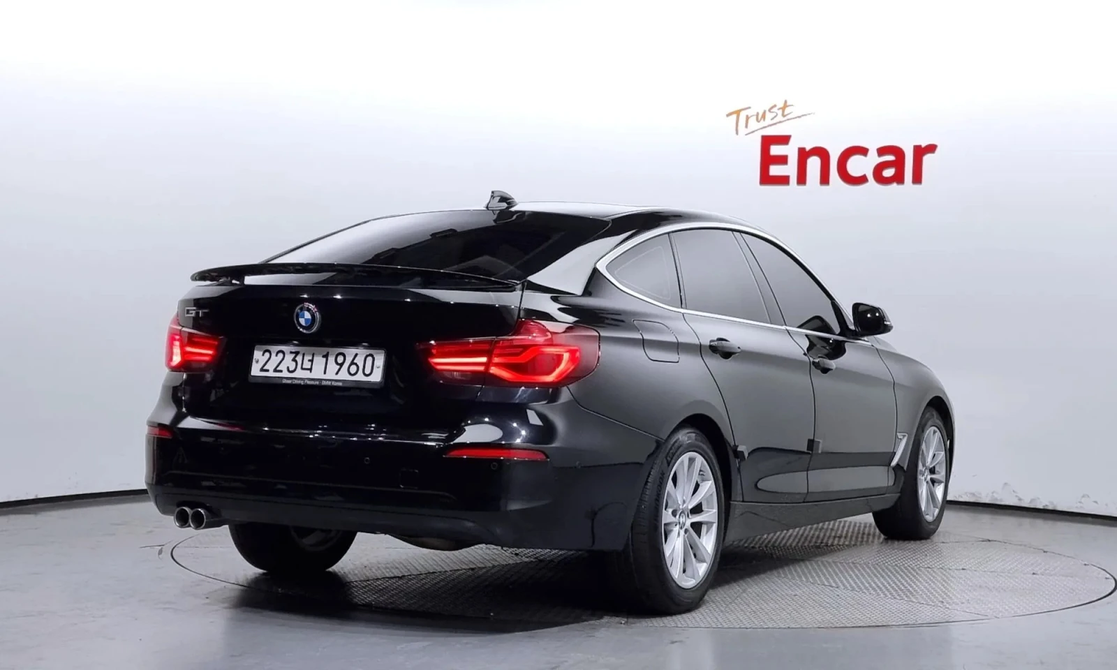 BMW 320 3 Series Gt (F34) Gt 320D Premium - изображение 2