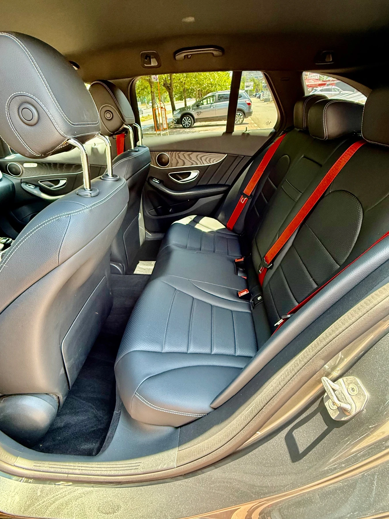 Mercedes-Benz C 220 AMG / 360 / DISTRONIC / HEADUP - изображение 10