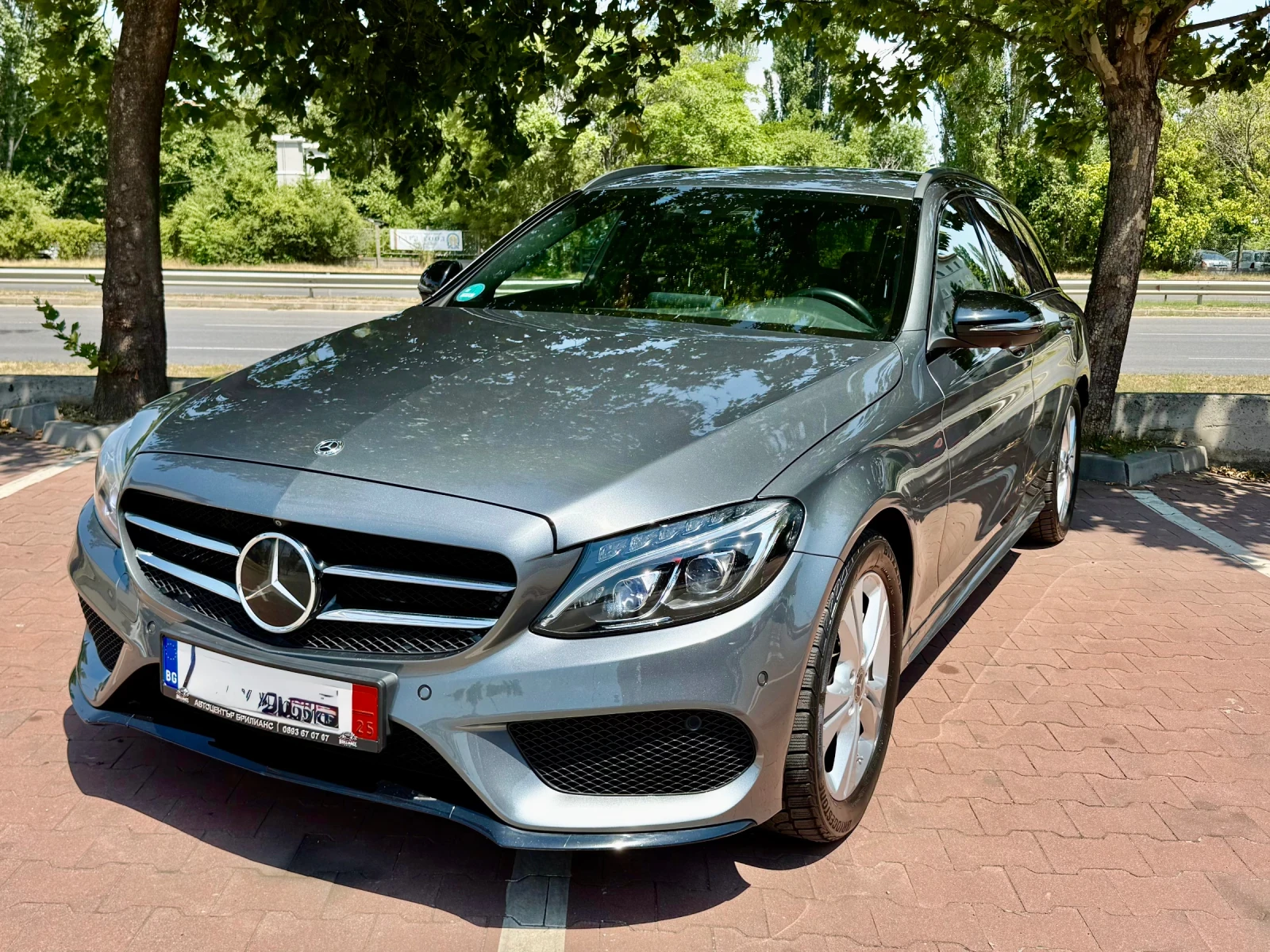 Mercedes-Benz C 220 AMG / 360 / DISTRONIC / HEADUP - изображение 2