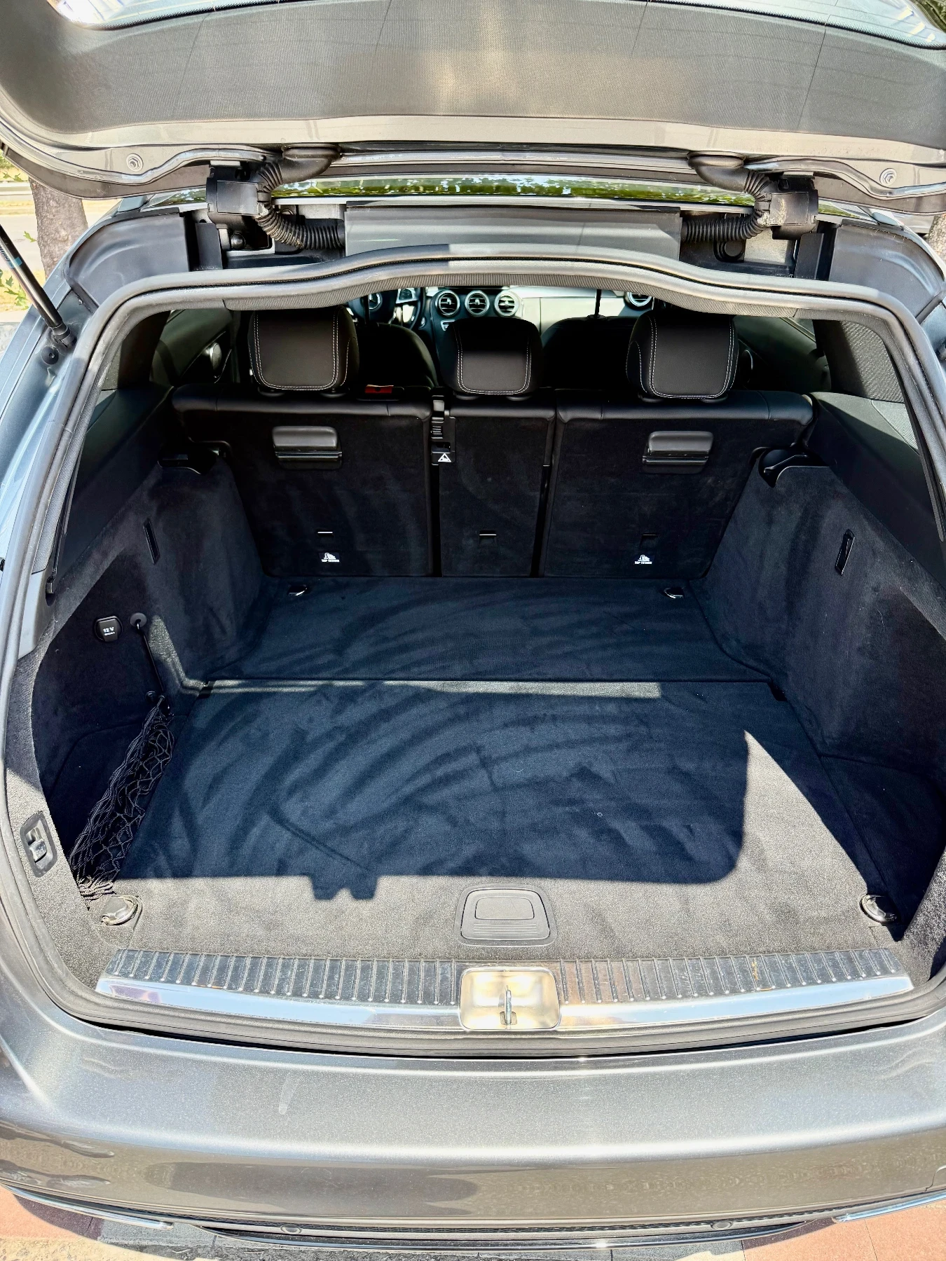 Mercedes-Benz C 220 AMG / 360 / DISTRONIC / HEADUP - изображение 6