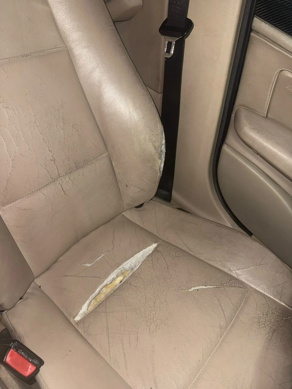 BMW 320 2.0d - изображение 9