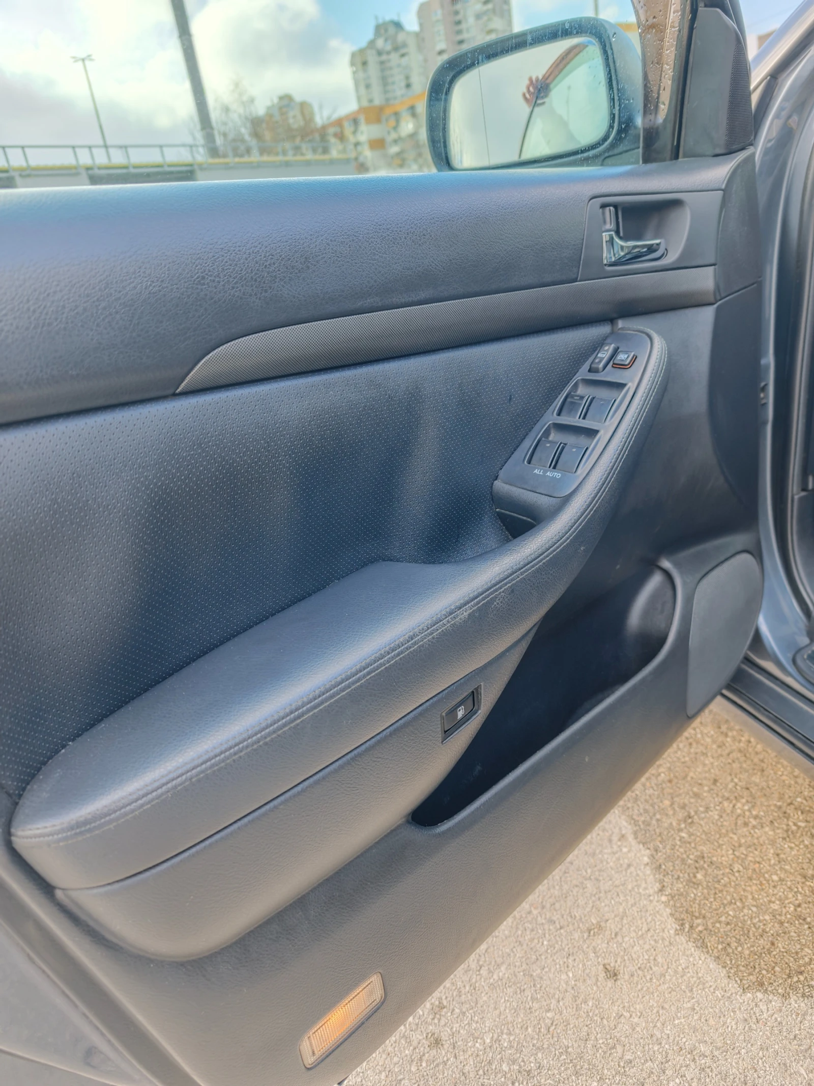 Toyota Avensis Wagon 2.2 D-4D (148 Hp) - изображение 8