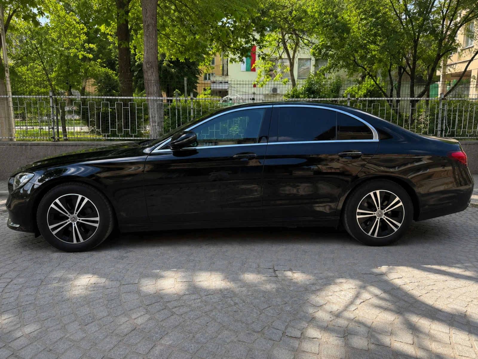 Mercedes-Benz E 200 | Mobile.bg � ����������� 4