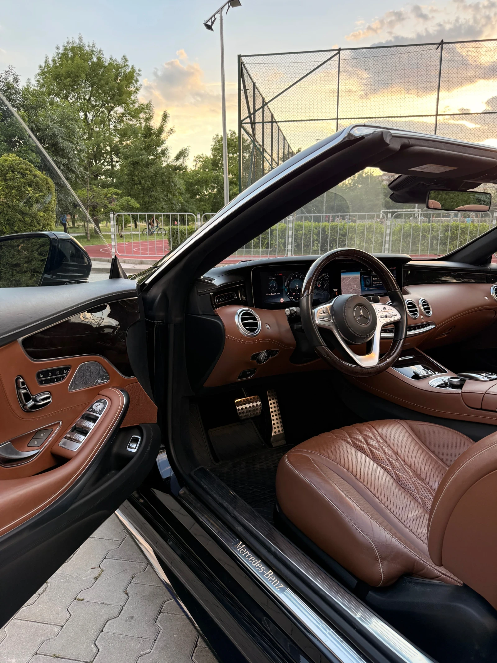 Mercedes-Benz S 560 DESIGNO | AMG LINE | ВСИЧКИ ЕКСТРИ | БАРТЕР, снимка 10 - Автомобили и джипове - 54792661