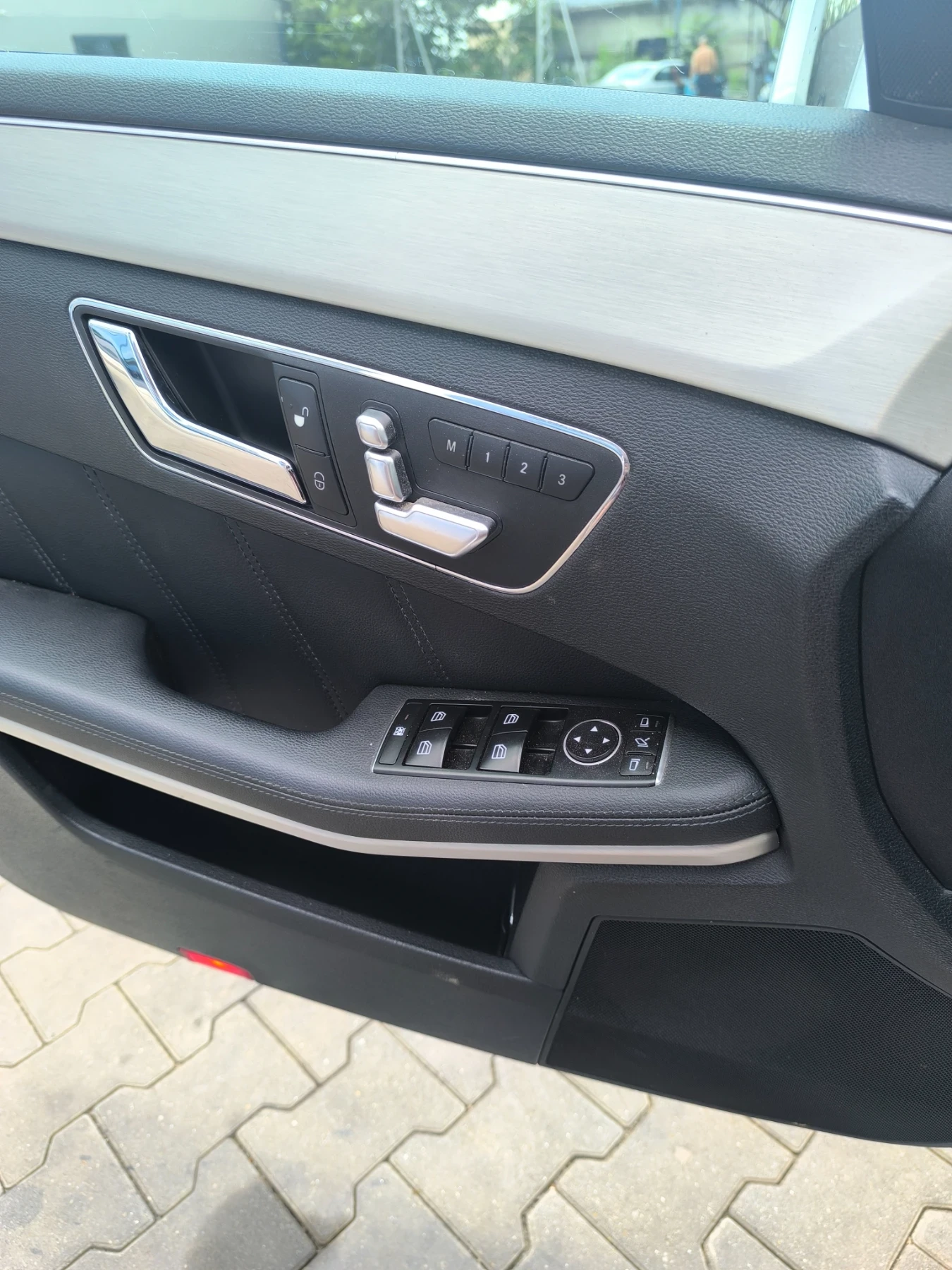 Mercedes-Benz E 350 3.5 cdi AMG, снимка 4 - Автомобили и джипове - 55069266