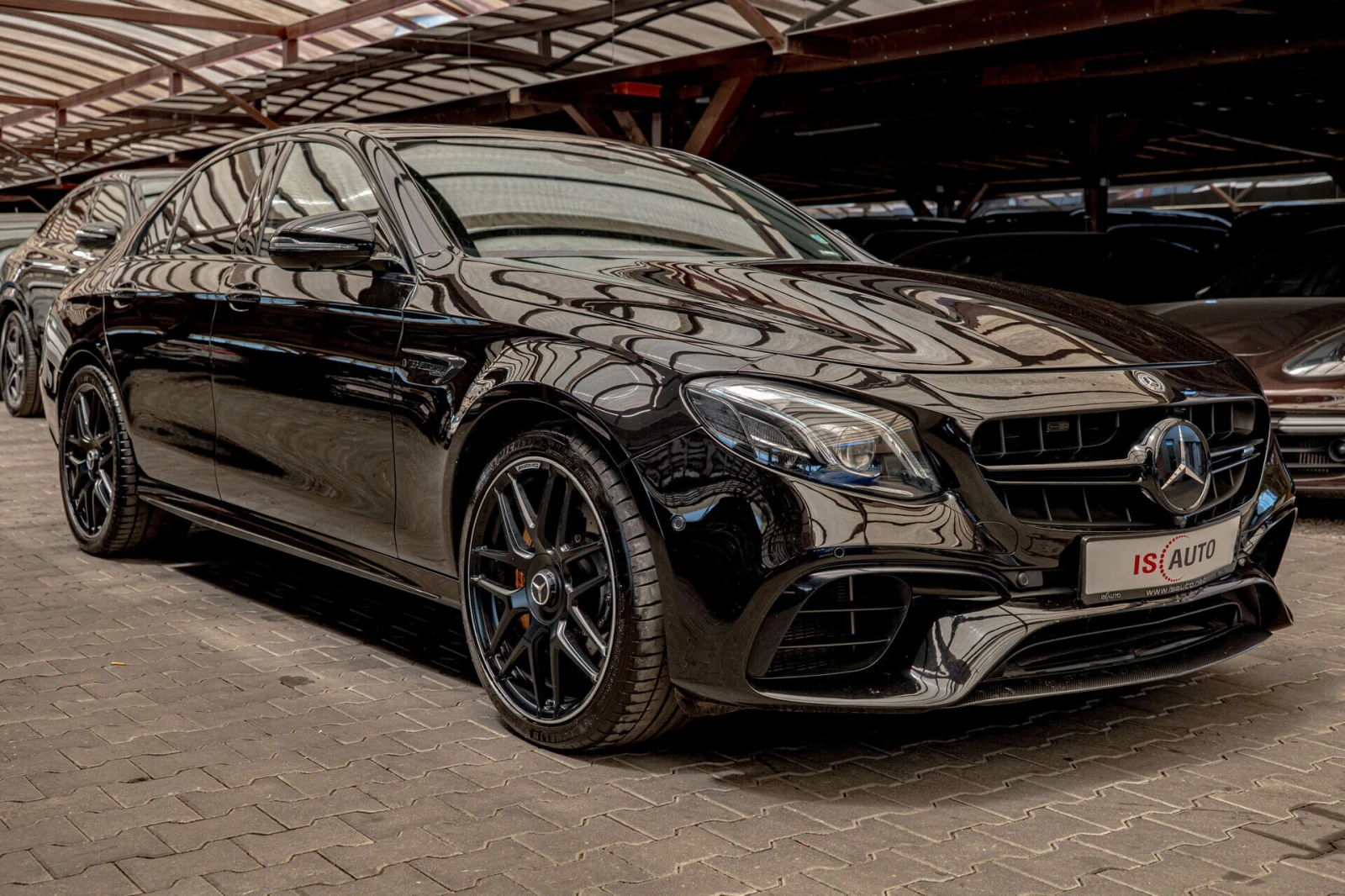 Mercedes-Benz E 63 AMG S/3D Burmester/Панорама/Карбон/Керамика/Обдухване, снимка 2 - Автомобили и джипове - 55073225