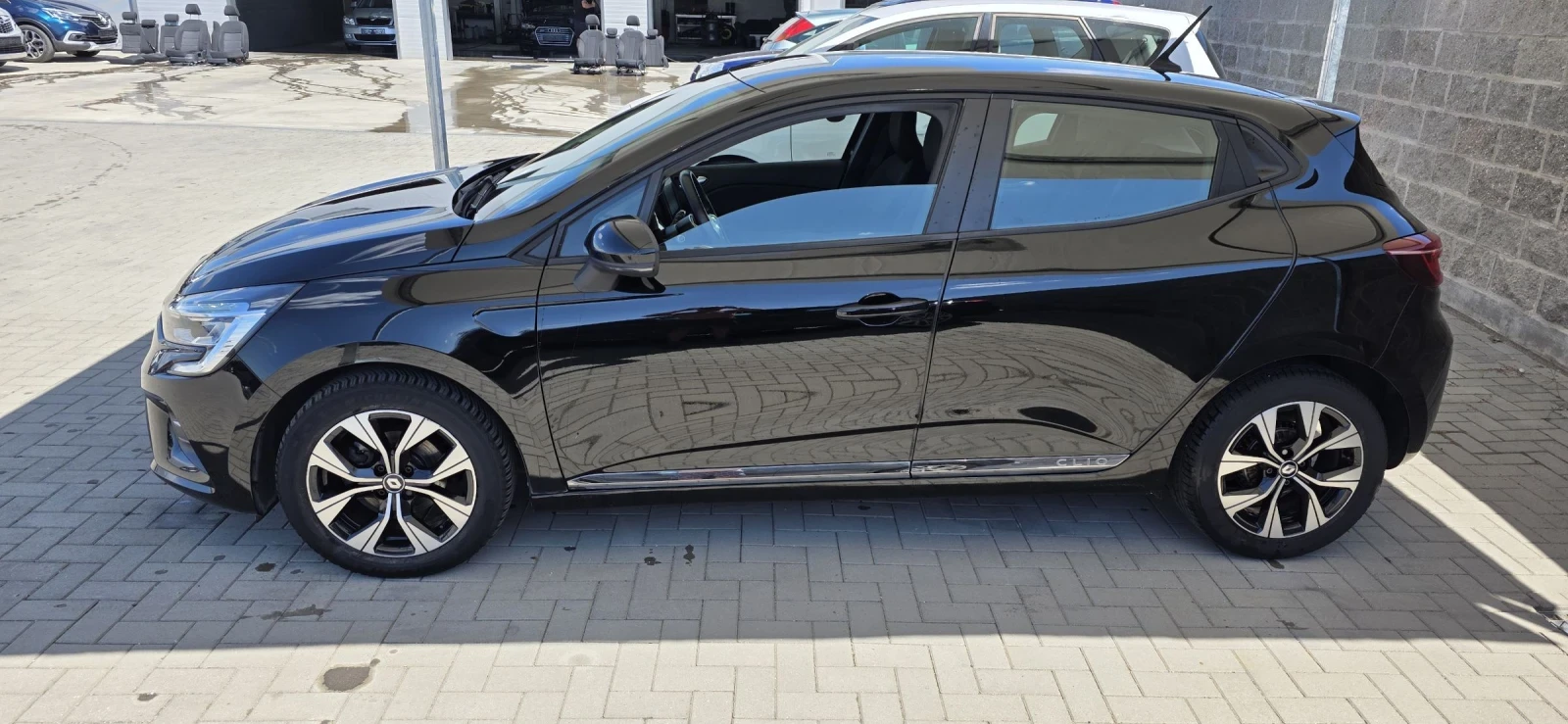 Renault Clio 1.5DCI-85 NAVI* LED* EURO6, снимка 2 - Автомобили и джипове - 55275462
