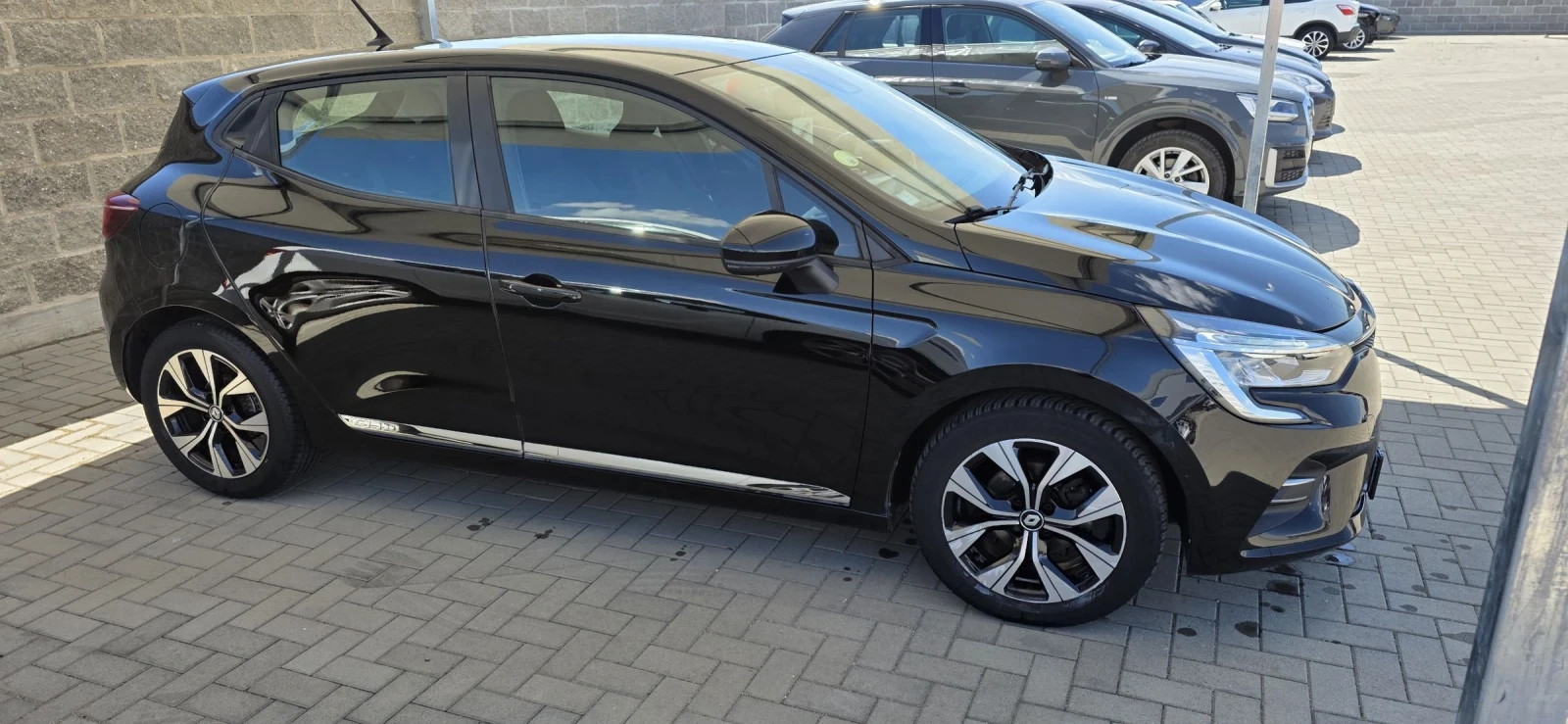 Renault Clio 1.5DCI-85 NAVI* LED* EURO6, снимка 5 - Автомобили и джипове - 55275462