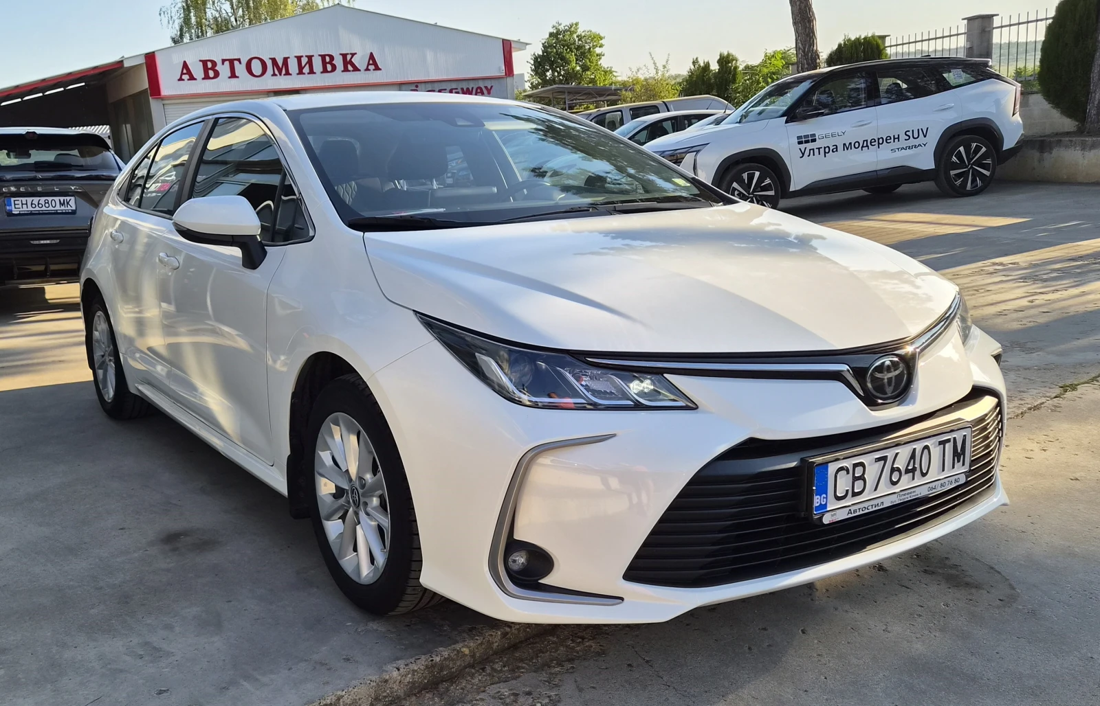 Toyota Corolla ГАРАНЦИЯ  64324km.  1.5 (125 Hp), снимка 3 - Автомобили и джипове - 55496838