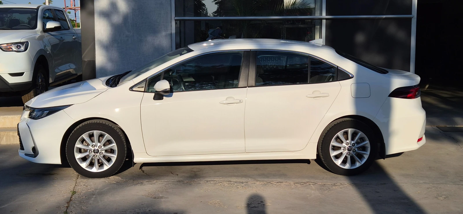 Toyota Corolla ГАРАНЦИЯ  64324km.  1.5 (125 Hp), снимка 7 - Автомобили и джипове - 55496838