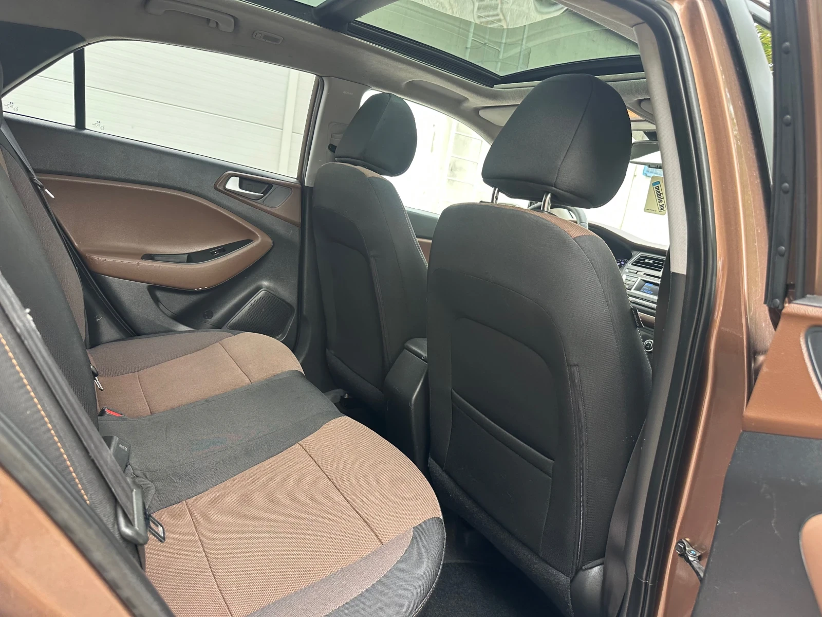 Hyundai I20 1.3i, снимка 14 - Автомобили и джипове - 55670605