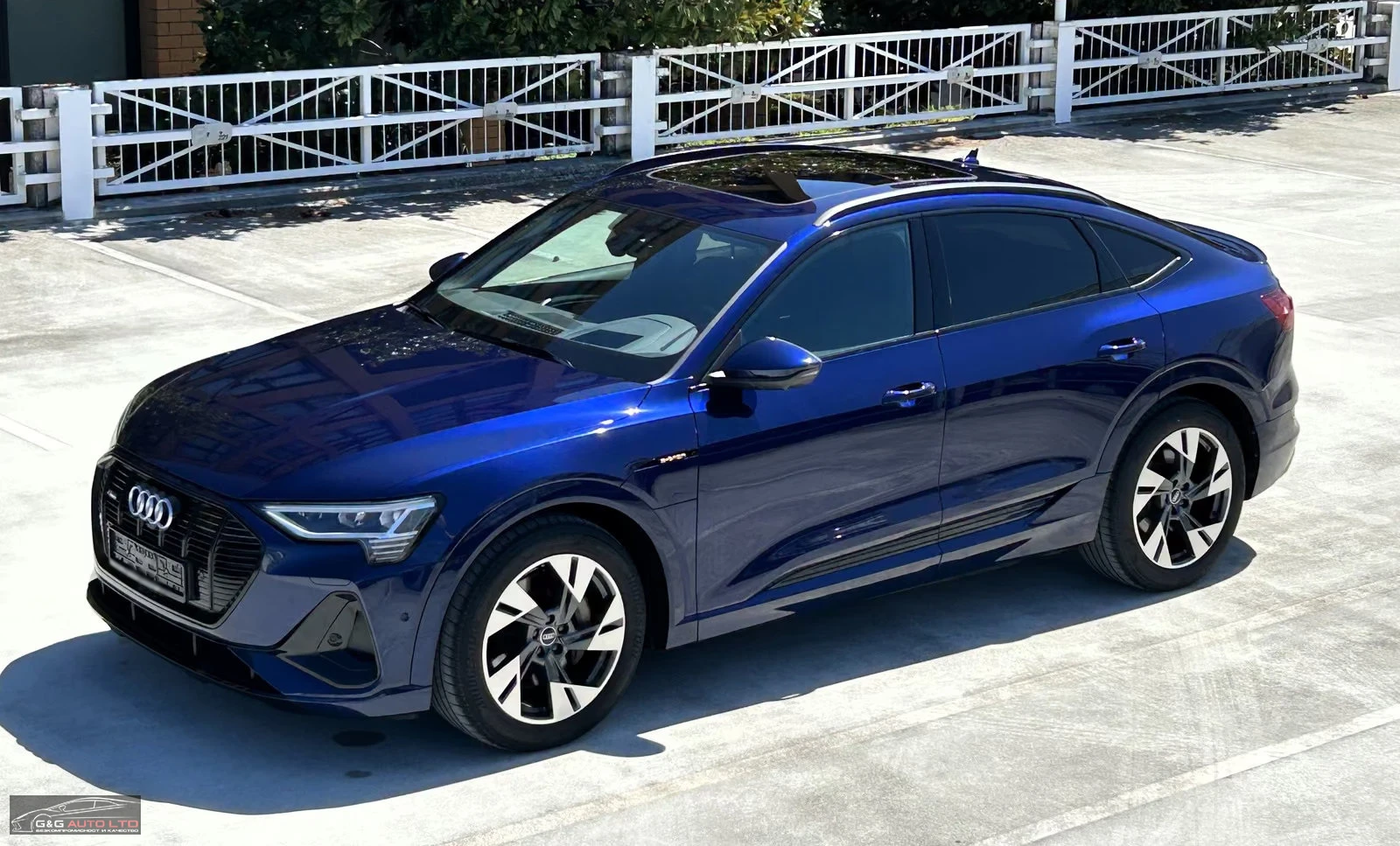 Audi E-Tron 50/313HP/SPORTBACK/S-LINE/PANO/360/HUD/HUD/792z, снимка 2 - Автомобили и джипове - 55705295