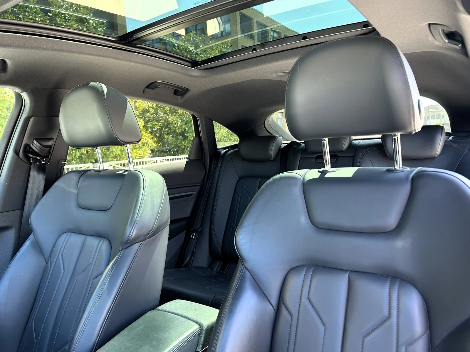 Audi E-Tron 50/313HP/SPORTBACK/S-LINE/PANO/360/HUD/HUD/792z, снимка 13 - Автомобили и джипове - 55705295