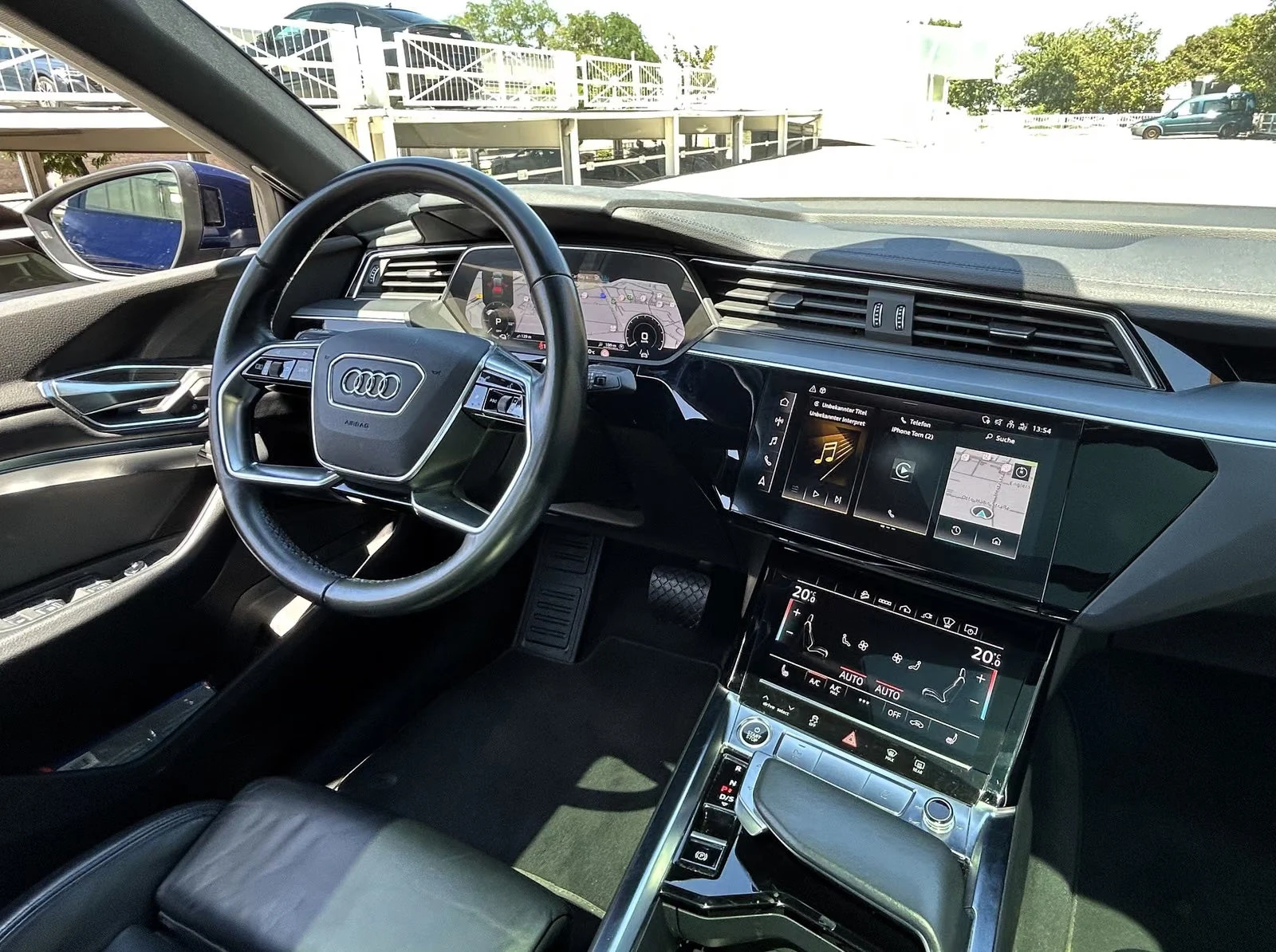 Audi E-Tron 50/313HP/SPORTBACK/S-LINE/PANO/360/HUD/HUD/792z, снимка 12 - Автомобили и джипове - 55705295