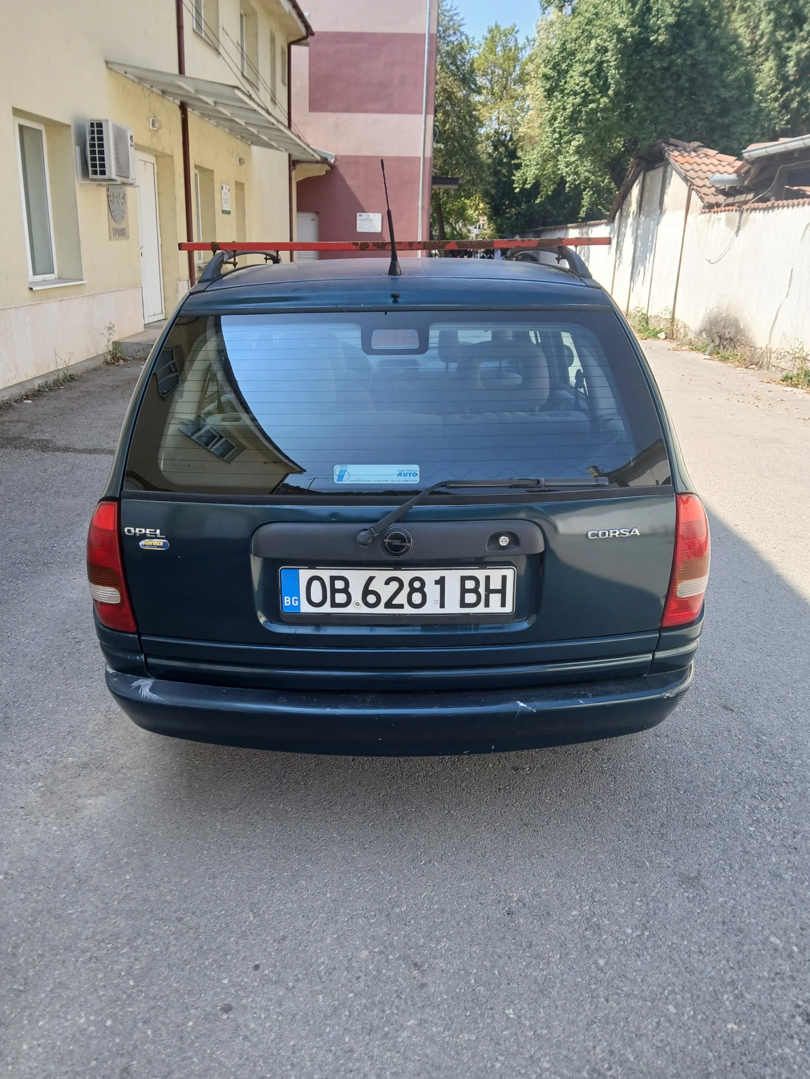 Opel Corsa Комби, снимка 2 - Автомобили и джипове - 55968492