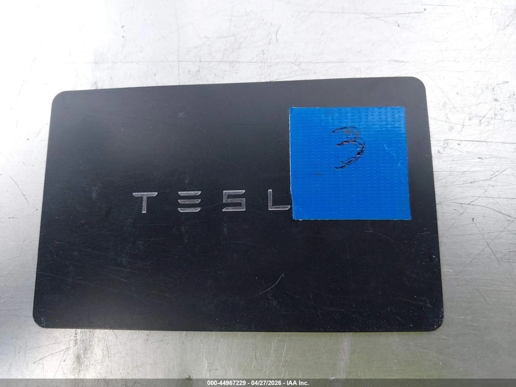 Tesla Model 3 RWD | CARFAX | ��������������� ��� ������������ | Mobile.bg � ����������� 15