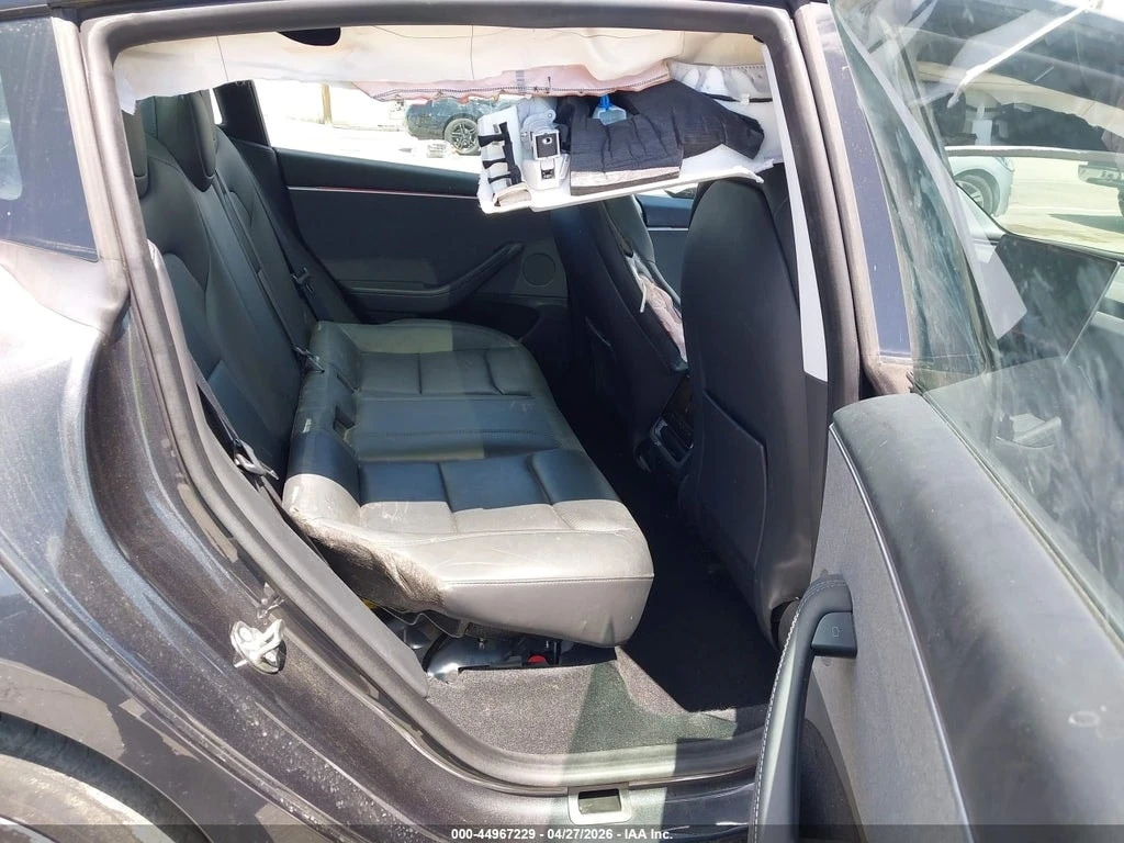 Tesla Model 3 RWD | CARFAX | ��������������� ��� ������������ | Mobile.bg � ����������� 12