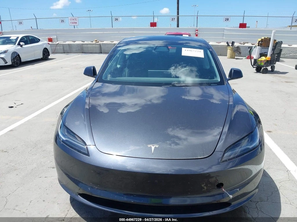 Tesla Model 3 RWD | CARFAX | ��������������� ��� ������������ | Mobile.bg � ����������� 2